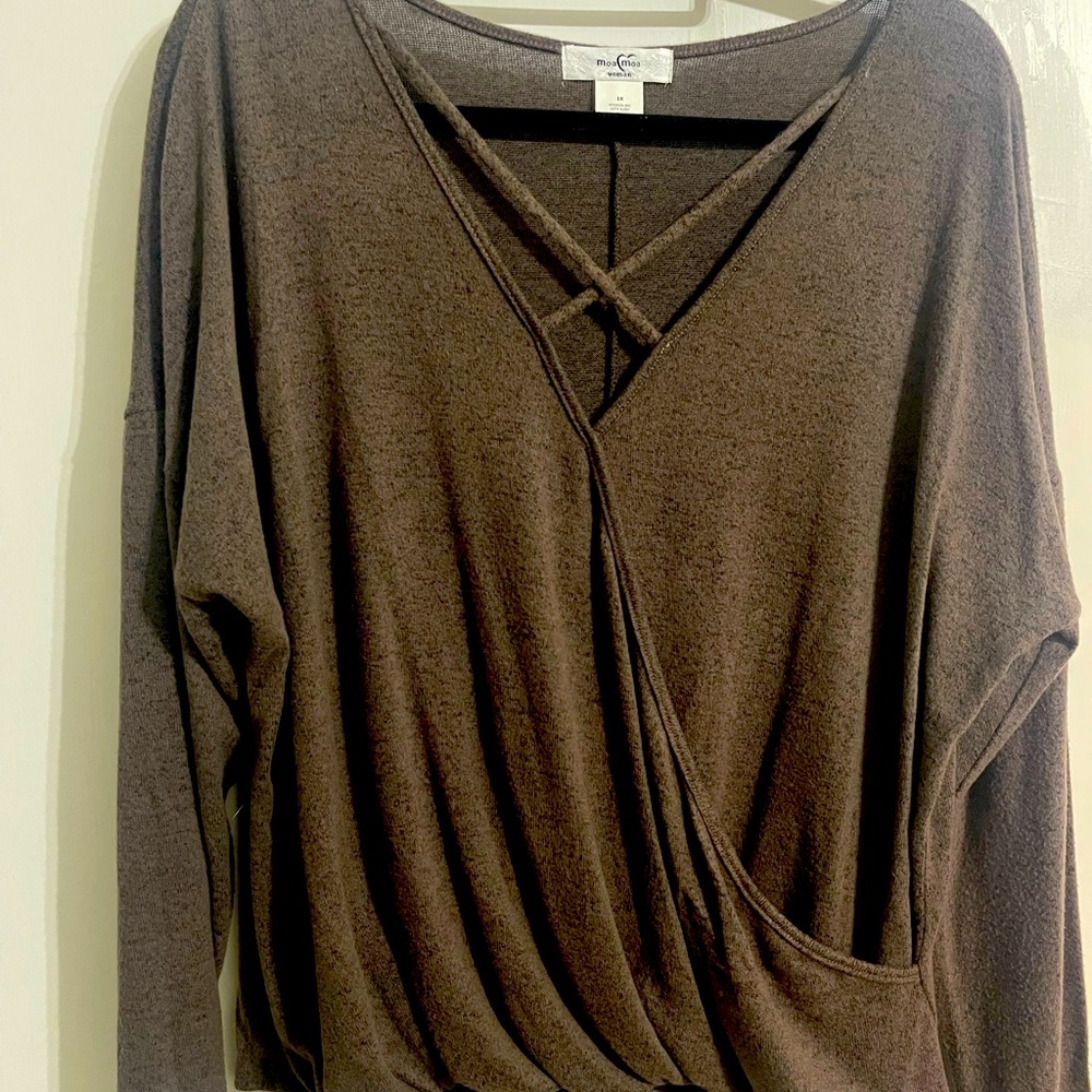MoaMoa 1X Brown with Black Specks Cross Front Dress Shirt